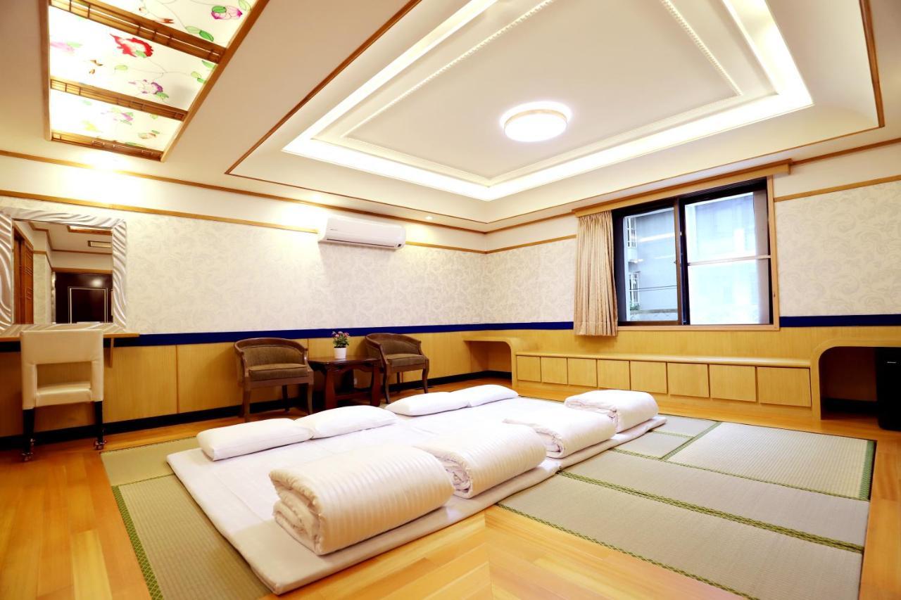 Phoenix Pavilion Hot Spring Hotel Taipei Dış mekan fotoğraf