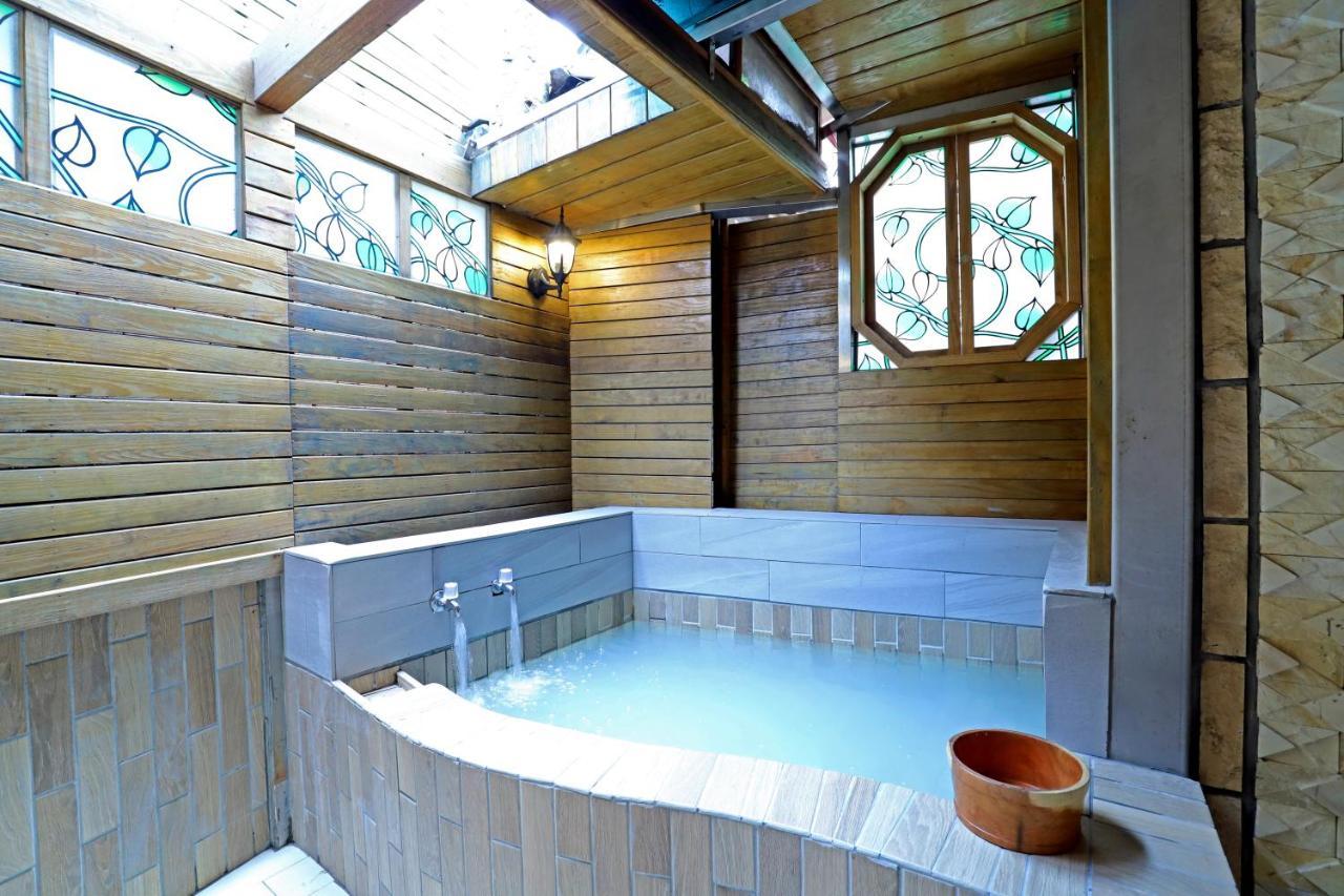 Phoenix Pavilion Hot Spring Hotel Taipei Dış mekan fotoğraf