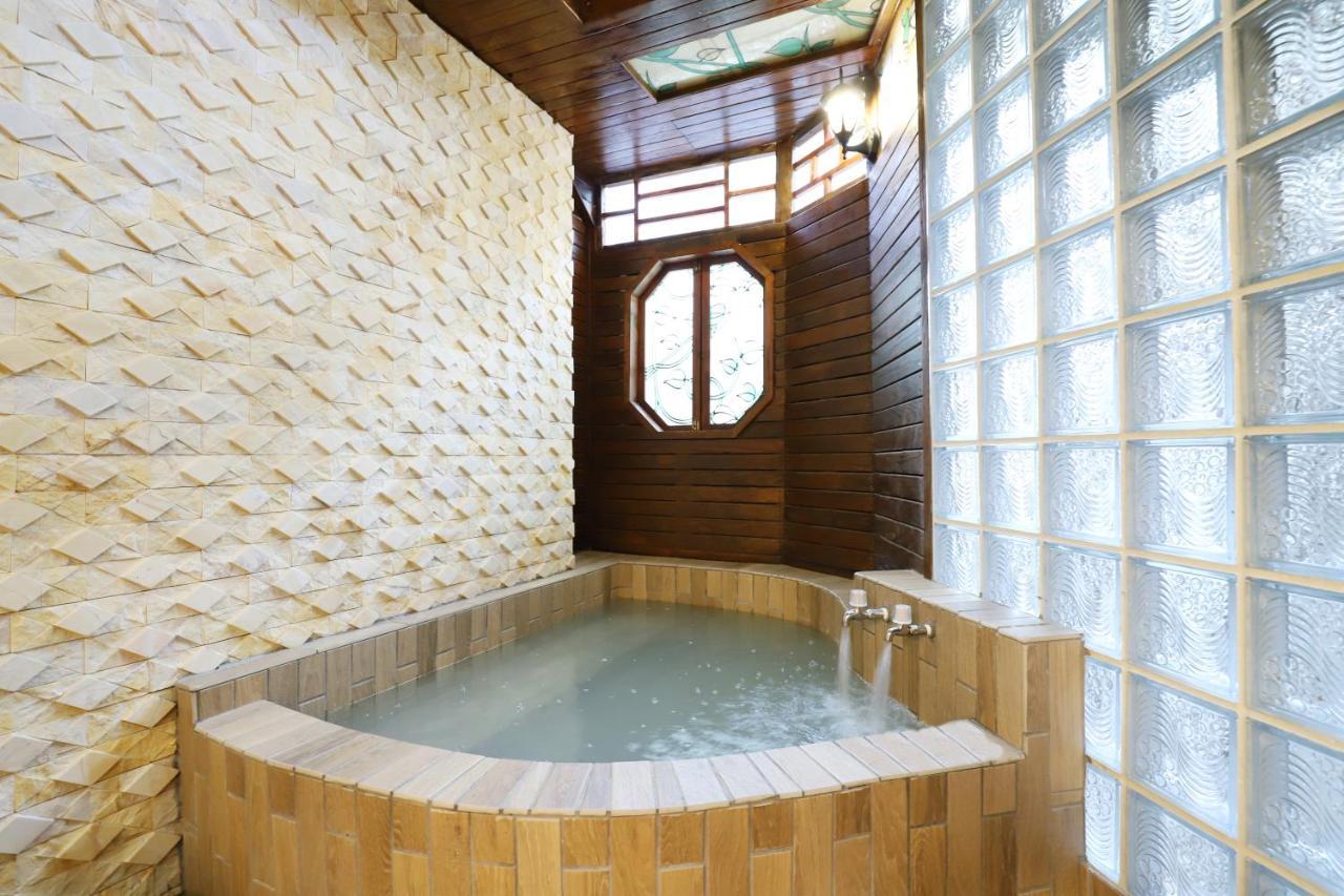 Phoenix Pavilion Hot Spring Hotel Taipei Dış mekan fotoğraf